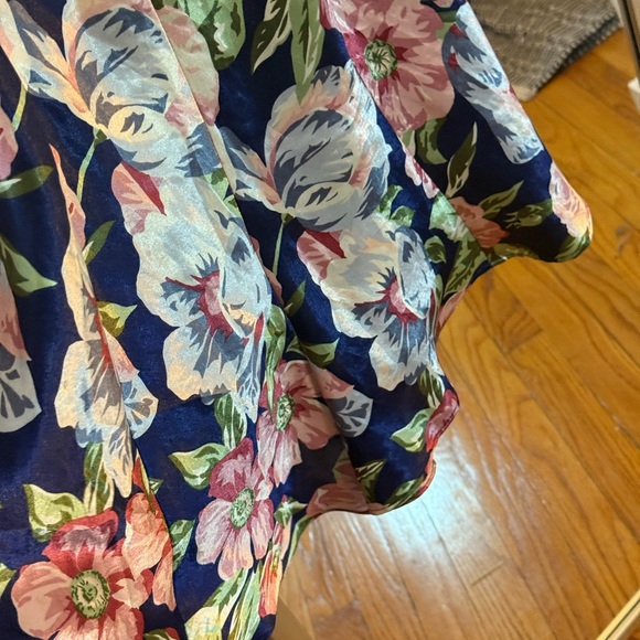 VTG Cacique Navy and Pink Floral Lingerie - Picture 5 of 7